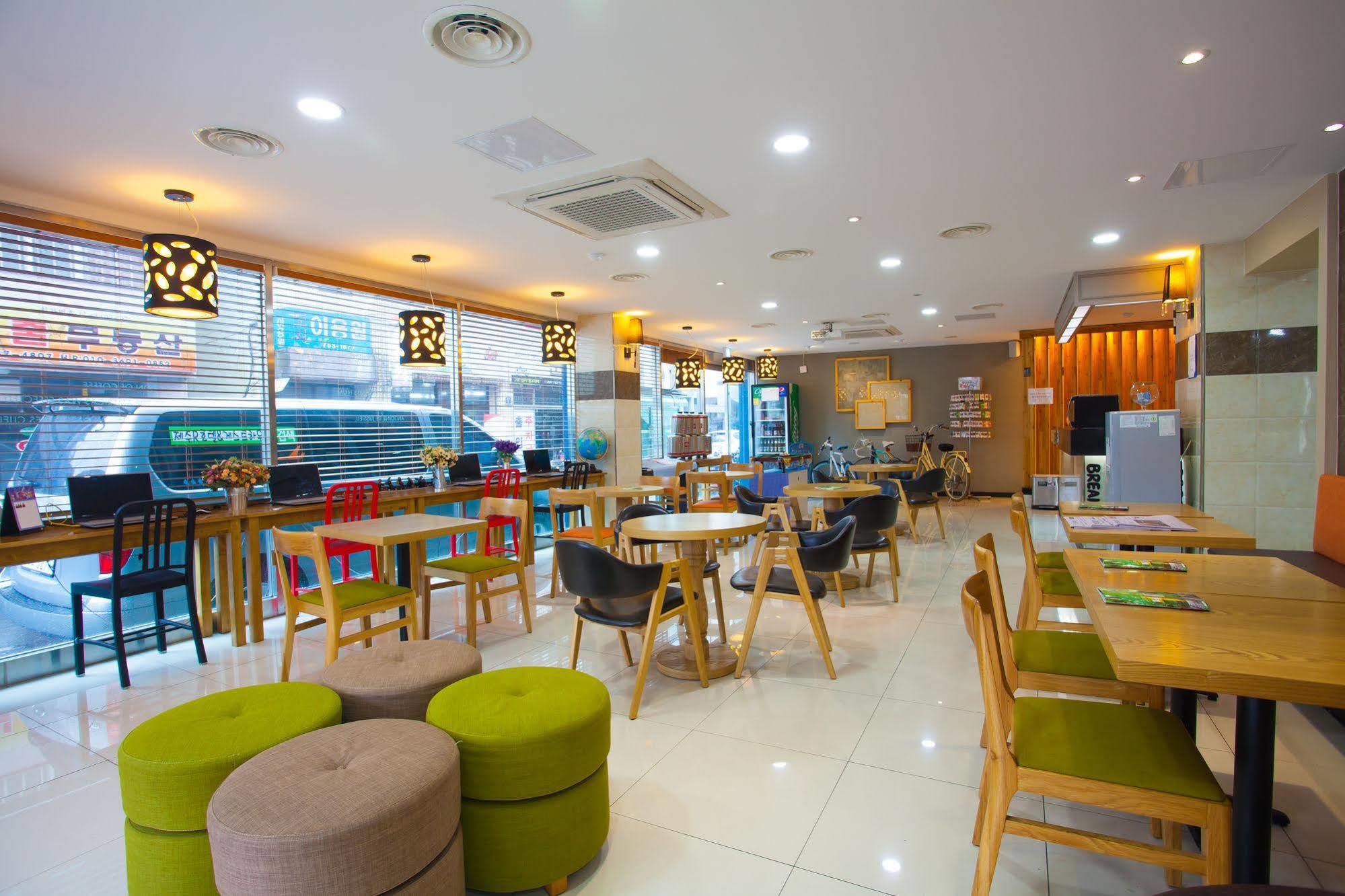 Jeju R Hotel & Guesthouse Εξωτερικό φωτογραφία